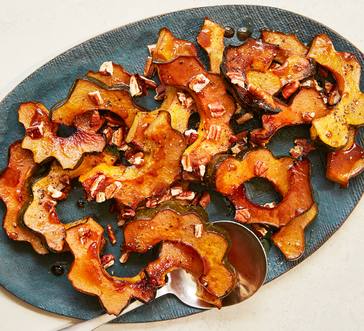 Balsamic-Roasted Acorn Squash image