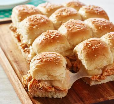 Buffalo Chicken Pull-Apart Sliders image