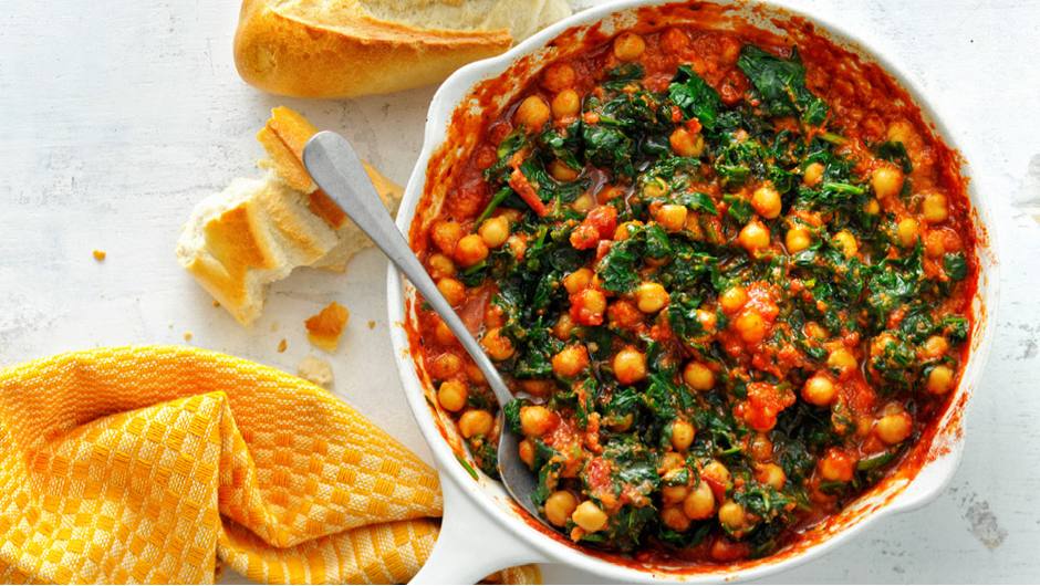 SpanishStyle Stewed Spinach and Chickpeas Stop and Shop
