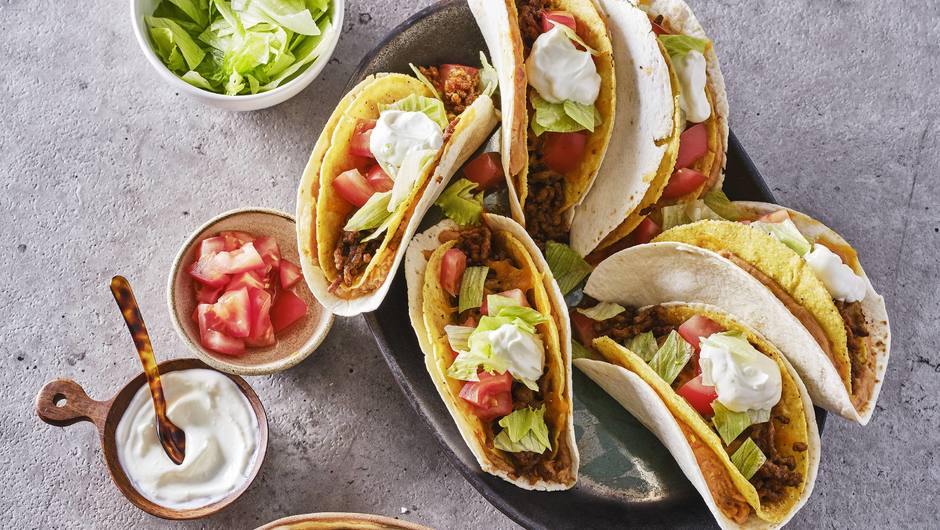 Beef and Refried Bean Gordita Crunch Giant Food