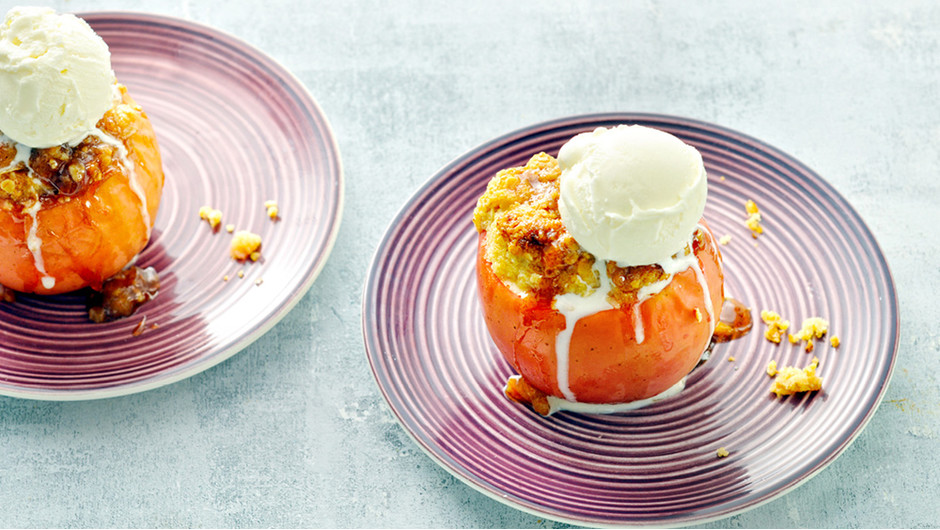 In Season Apples Giant Food