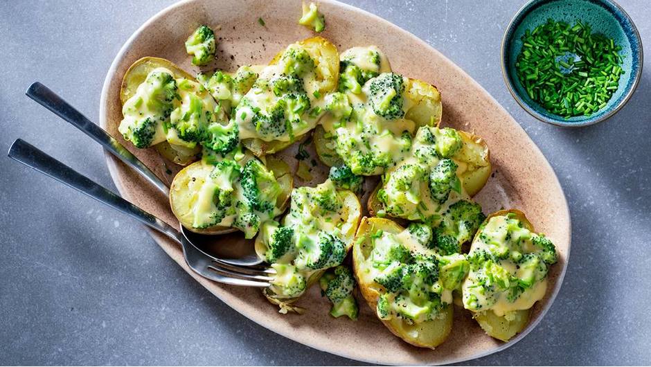 Broccoli and CheeseStuffed Baked Potatoes Martin's Foods