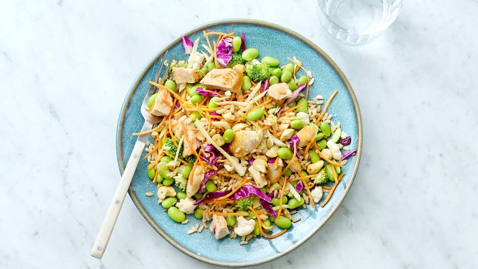 Sesame Chicken and Rice Salad with Edamame Giant Food