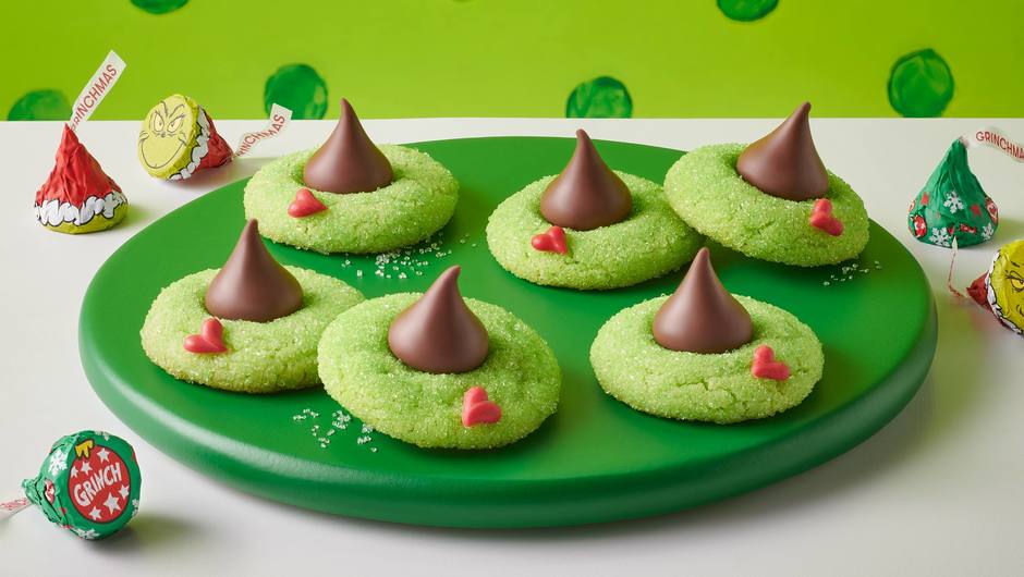 The Grinch® Blossoms Giant Food Store