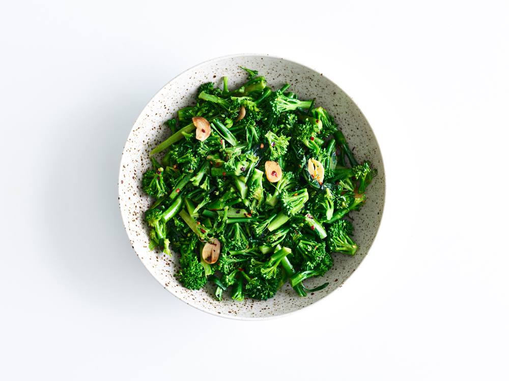 Broccoli Rabe with Red Pepper Flakes and Garlic
