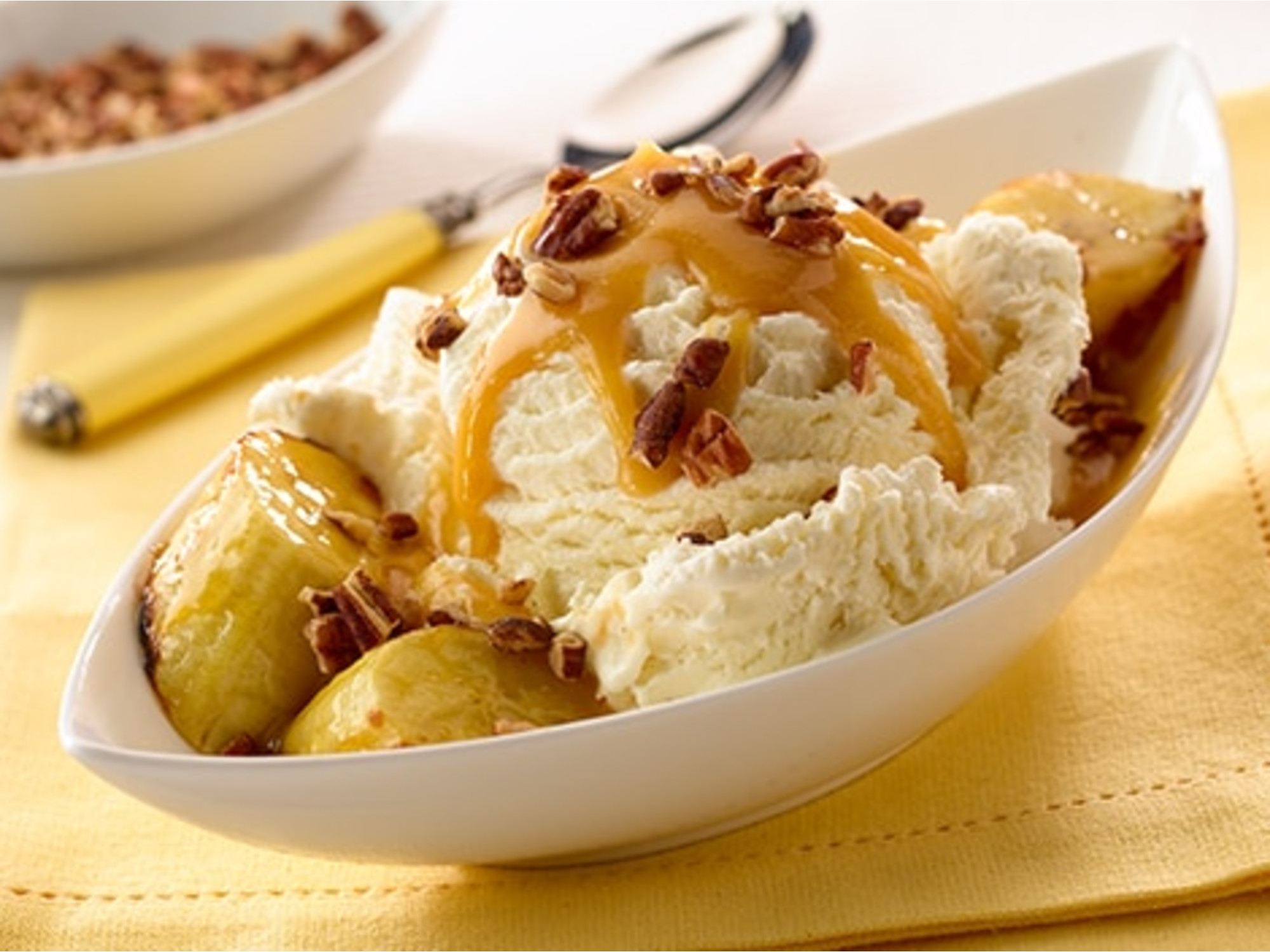 Sundaes Sundaes