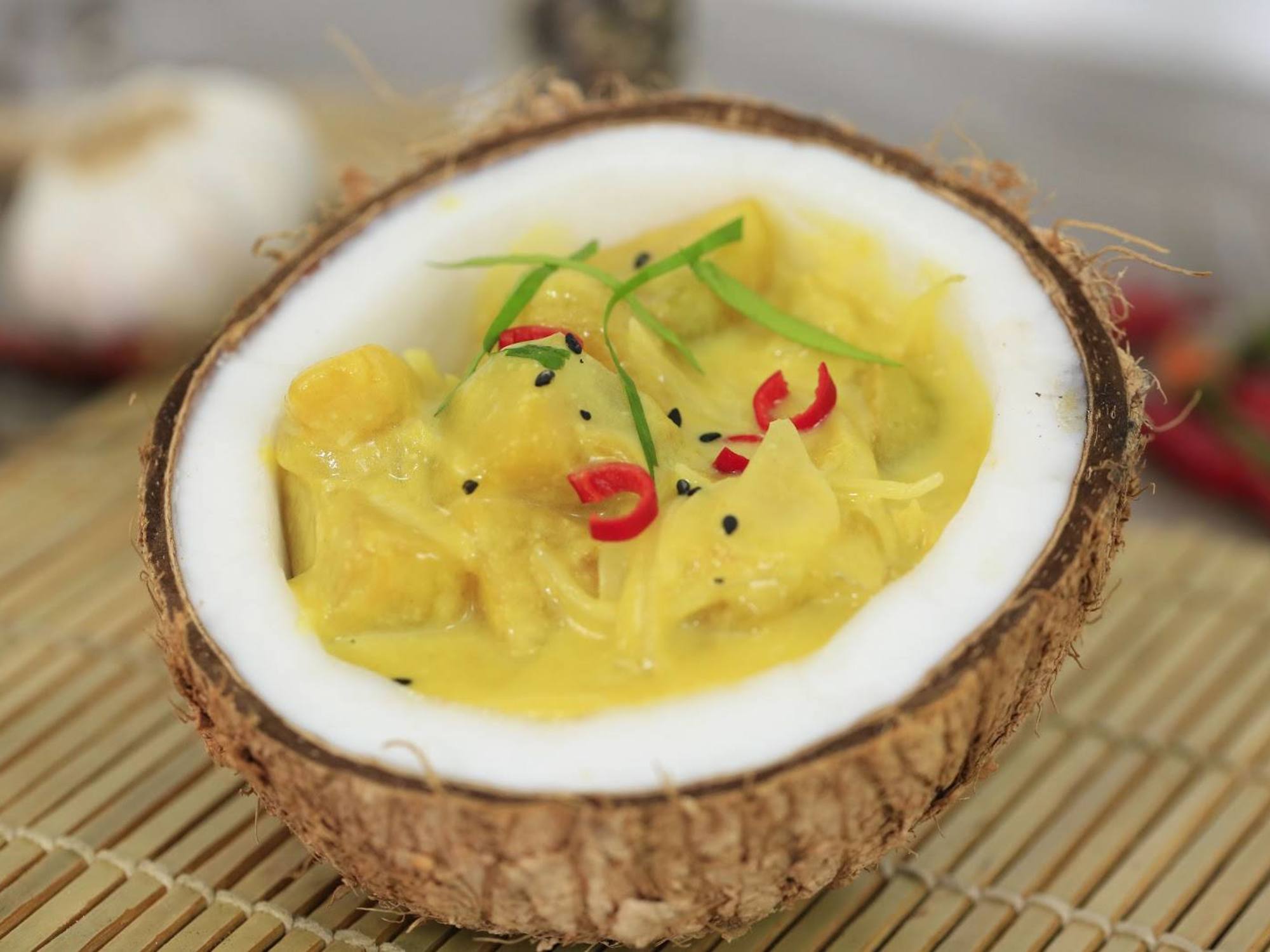 နာမည်ရော အရသာရော ဆန်းပြားတဲ့ အုန်းနို့ရွှေဖရုံသီးအစပ်ချက် နာမည်ရော အရသာရော ဆန်းပြားတဲ့ အုန်းနို့ရွှေဖရုံသီးအစပ်ချက်