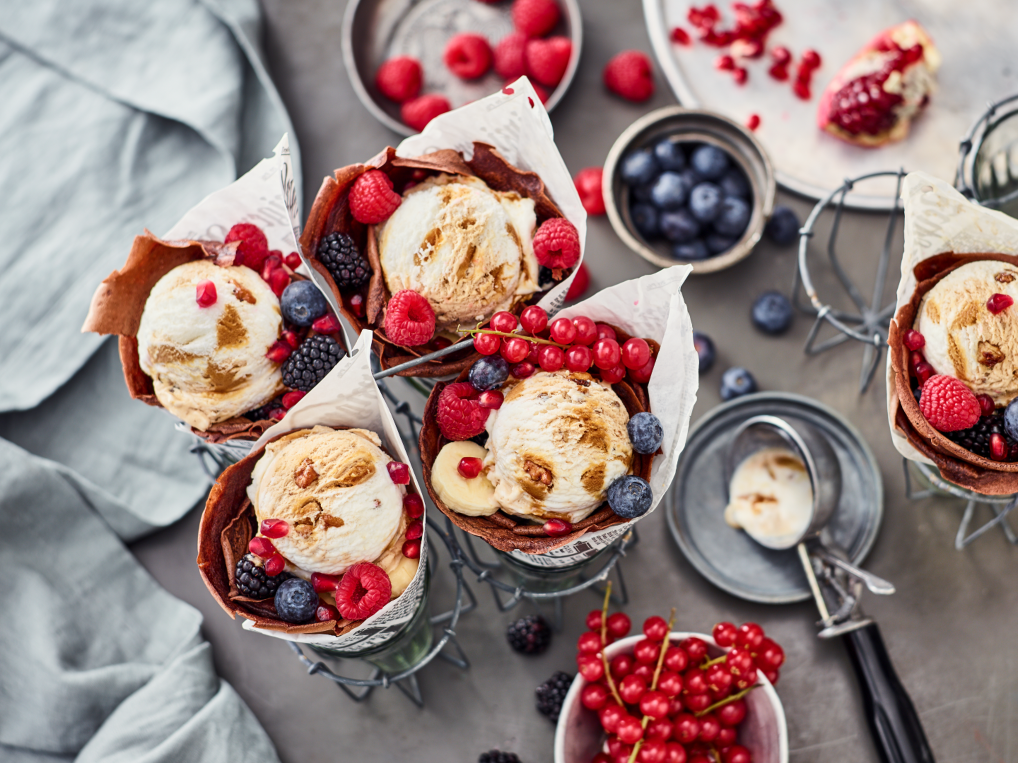 Gefüllte Schoko-Pfannkuchen mit Eis