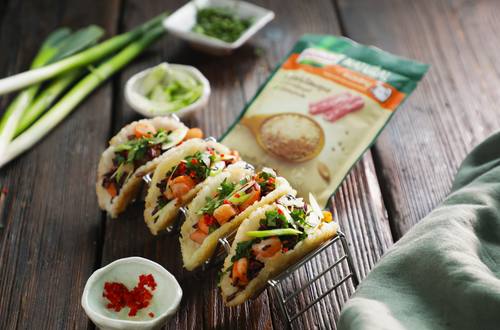 ทาโก้กุ้งและข้าวไรซ์เบอร์รี่