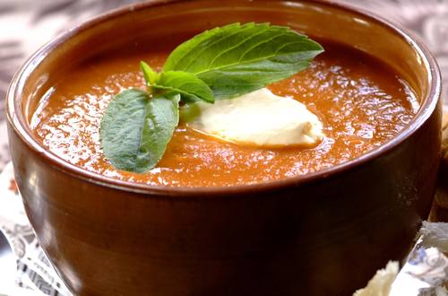 basil and tomato soup