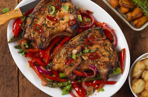 Pork Chops with Sweet Chilli Peppers