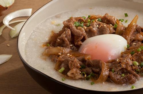 โจ๊กหน้าเนื้อญี่ปุ่น