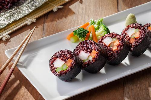 ซูชิข้าวไรซ์เบอร์รี่