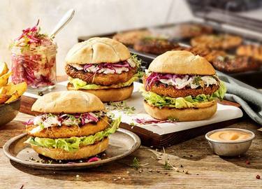 Krokante vegan Pluimfeest Burgers met koolsla