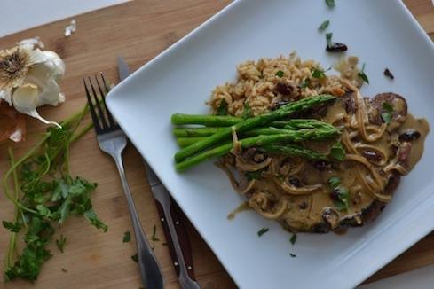 Sauteed Pork & Cranberries with Mushroom Rice Sauteed Pork & Cranberries with Mushroom Rice