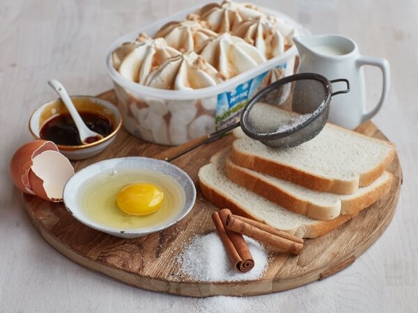 Hoe 'Wentelteefjes met ijs' bereiden.