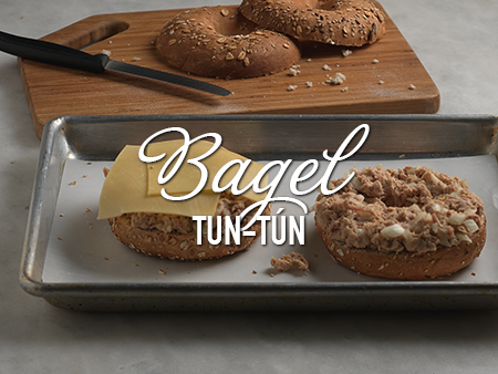 Bagel de atún al estilo Savora Bagel de atún al estilo Savora