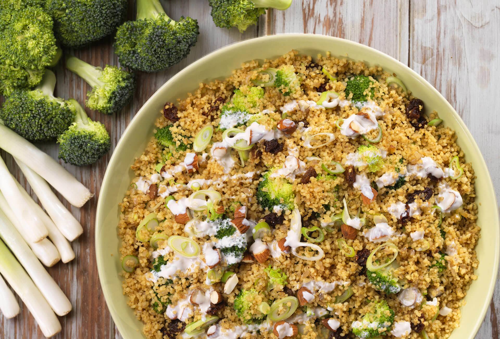 Veganer Couscous mit Brokkoli