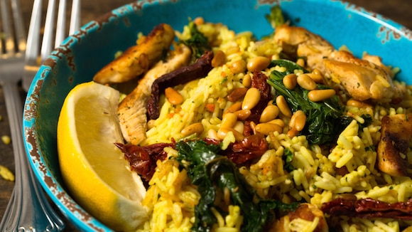 Tuscan Chicken Skillet with Kale & Sun-Dried Tomatoes Tuscan Chicken Skillet with Kale & Sun-Dried Tomatoes