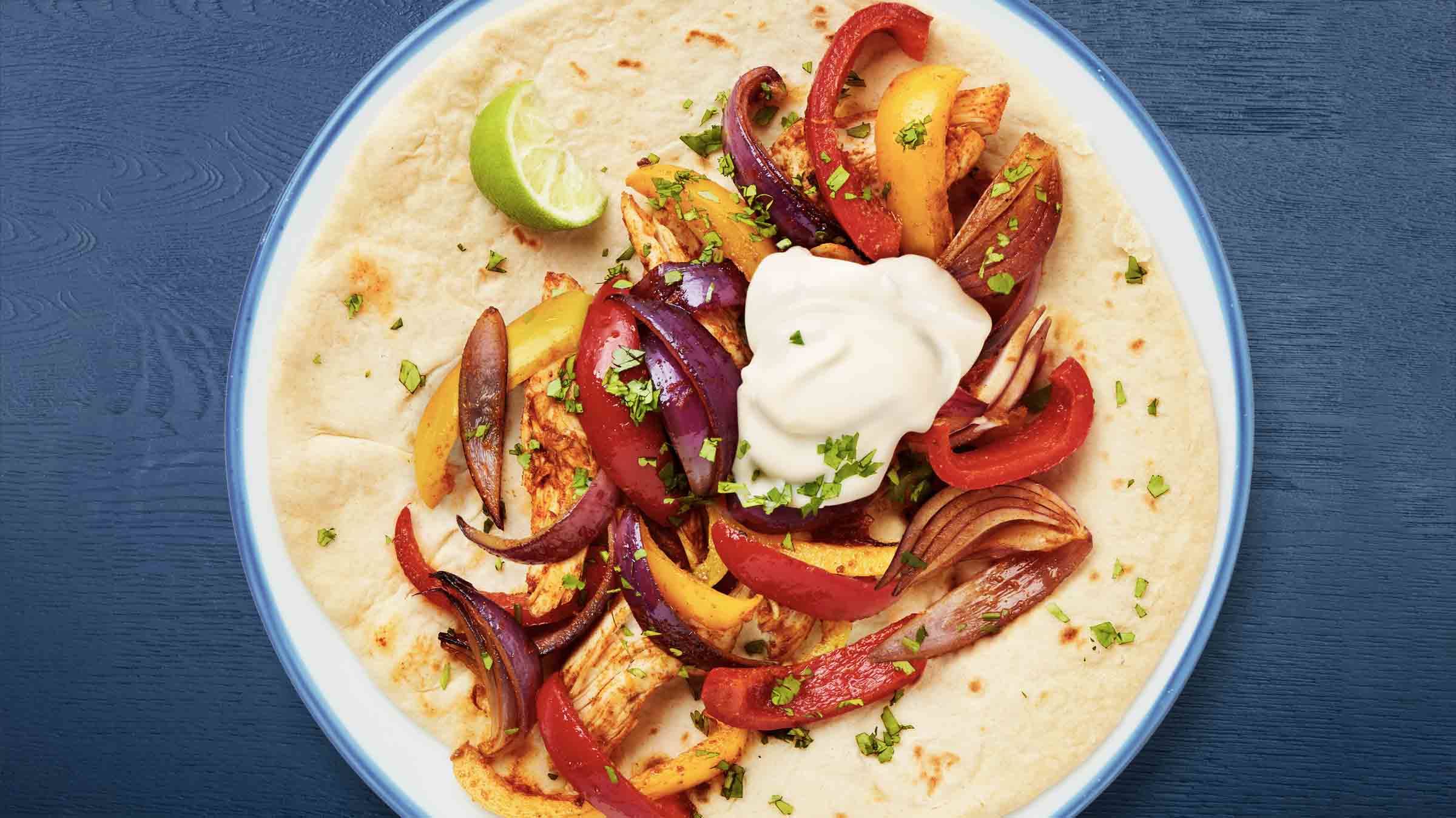 Quick & Easy Spicy Pepper & Chicken Wrap Recipe Hellmann's US