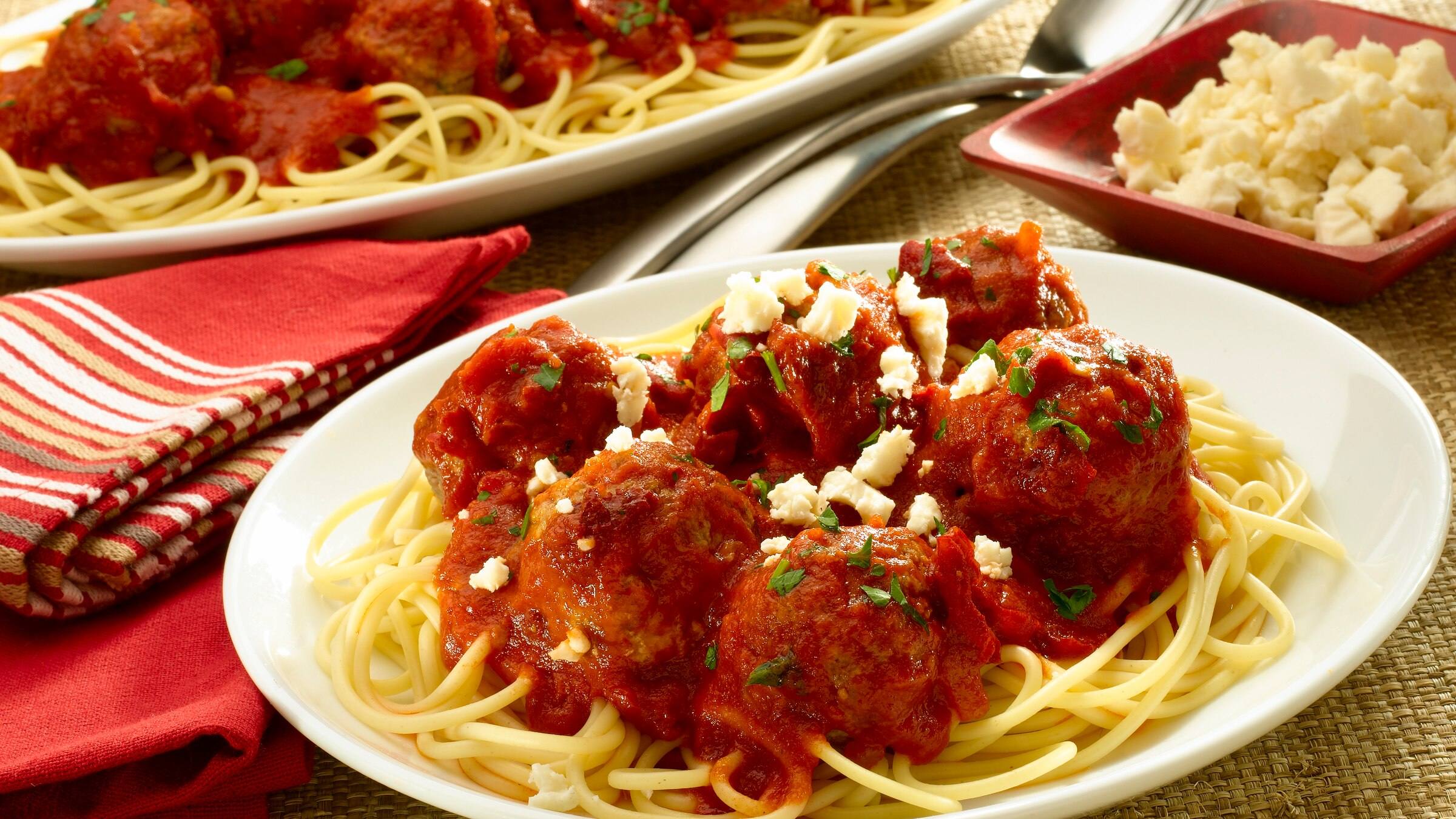 Smokey Spaghetti & Meatballs