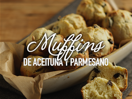 Muffins de aceituna y parmesano Muffins de aceituna y parmesano