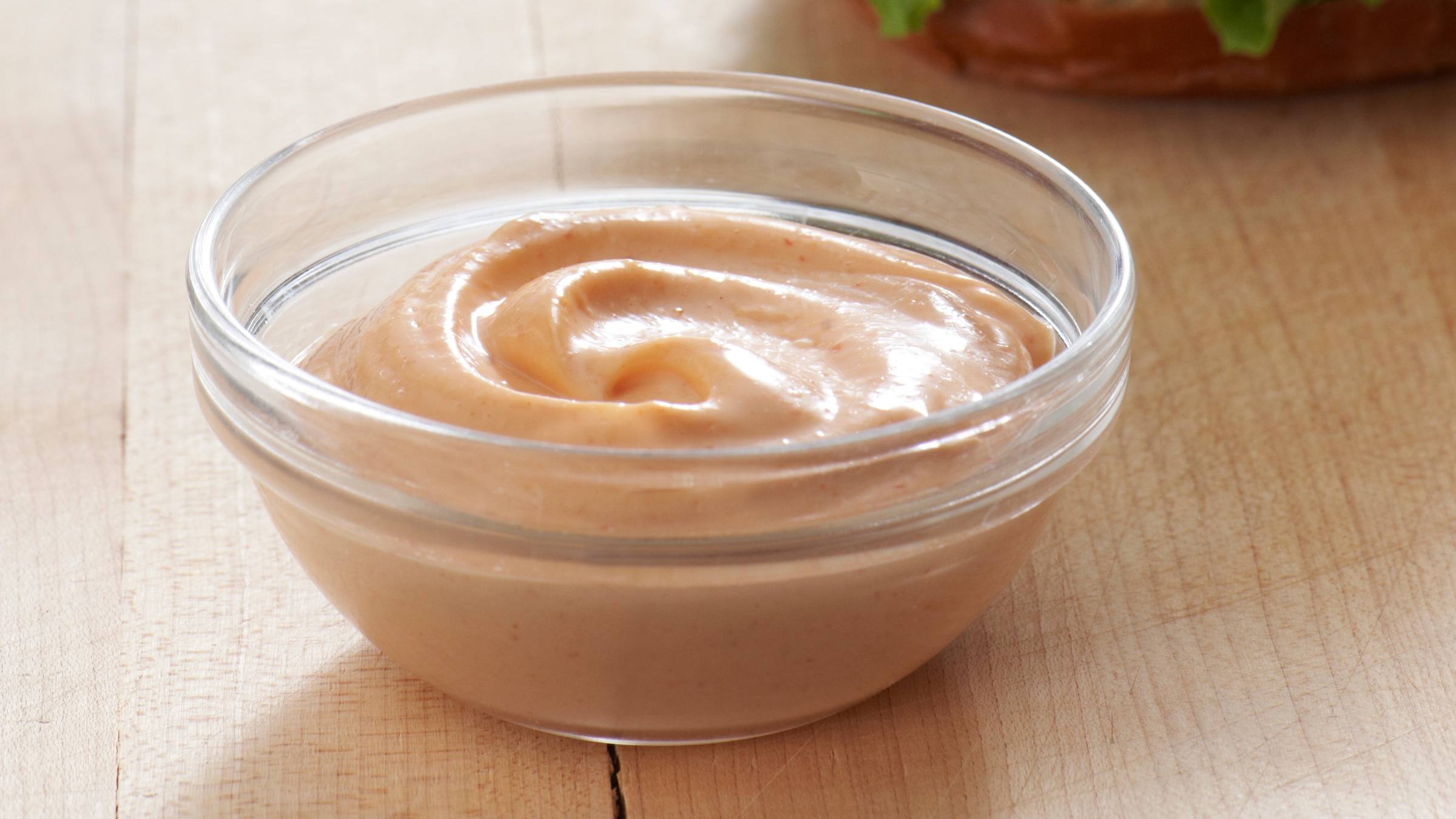 Best Ever Juicy Burger with Creamy Sriracha Sauce Recipe-image