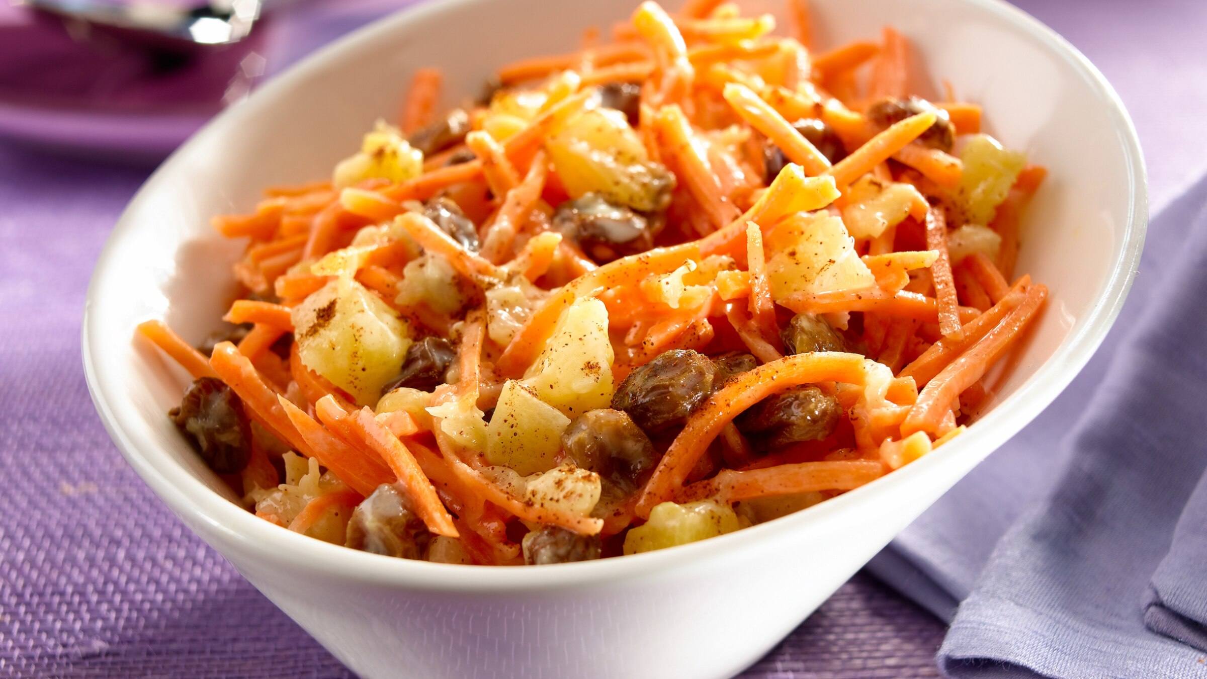 como hacer ensalada de zanahoria con pasas