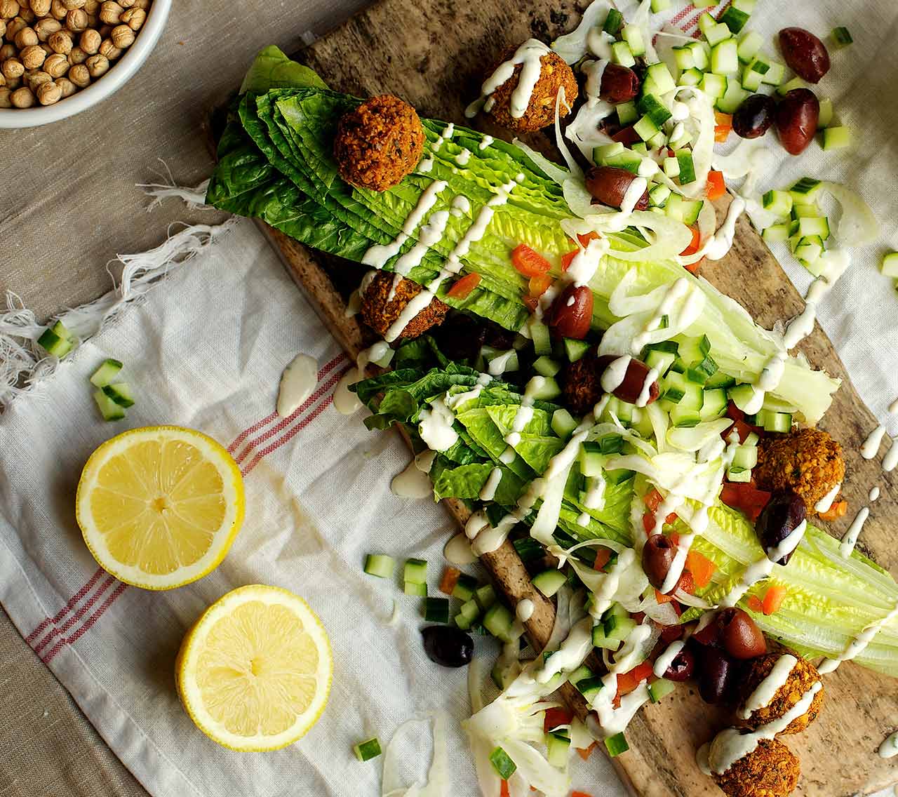 Salade de falafels, vinaigrette au tahini Salade de falafels, vinaigrette au tahini