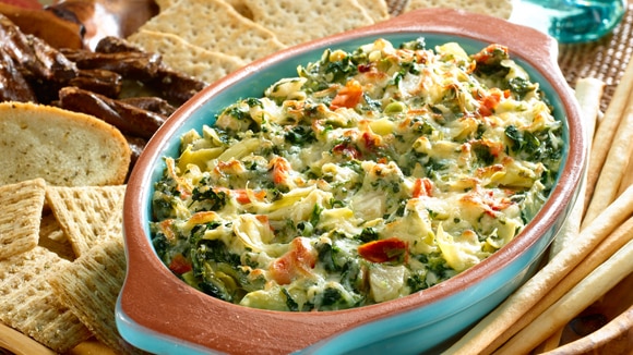 سلطة السبانخ بالخرشوف 