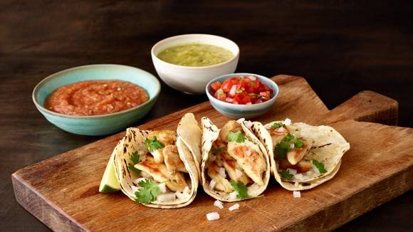 Knorr® Tacos de Pollo con Pico de Gallo Knorr® Tacos de Pollo con Pico de Gallo