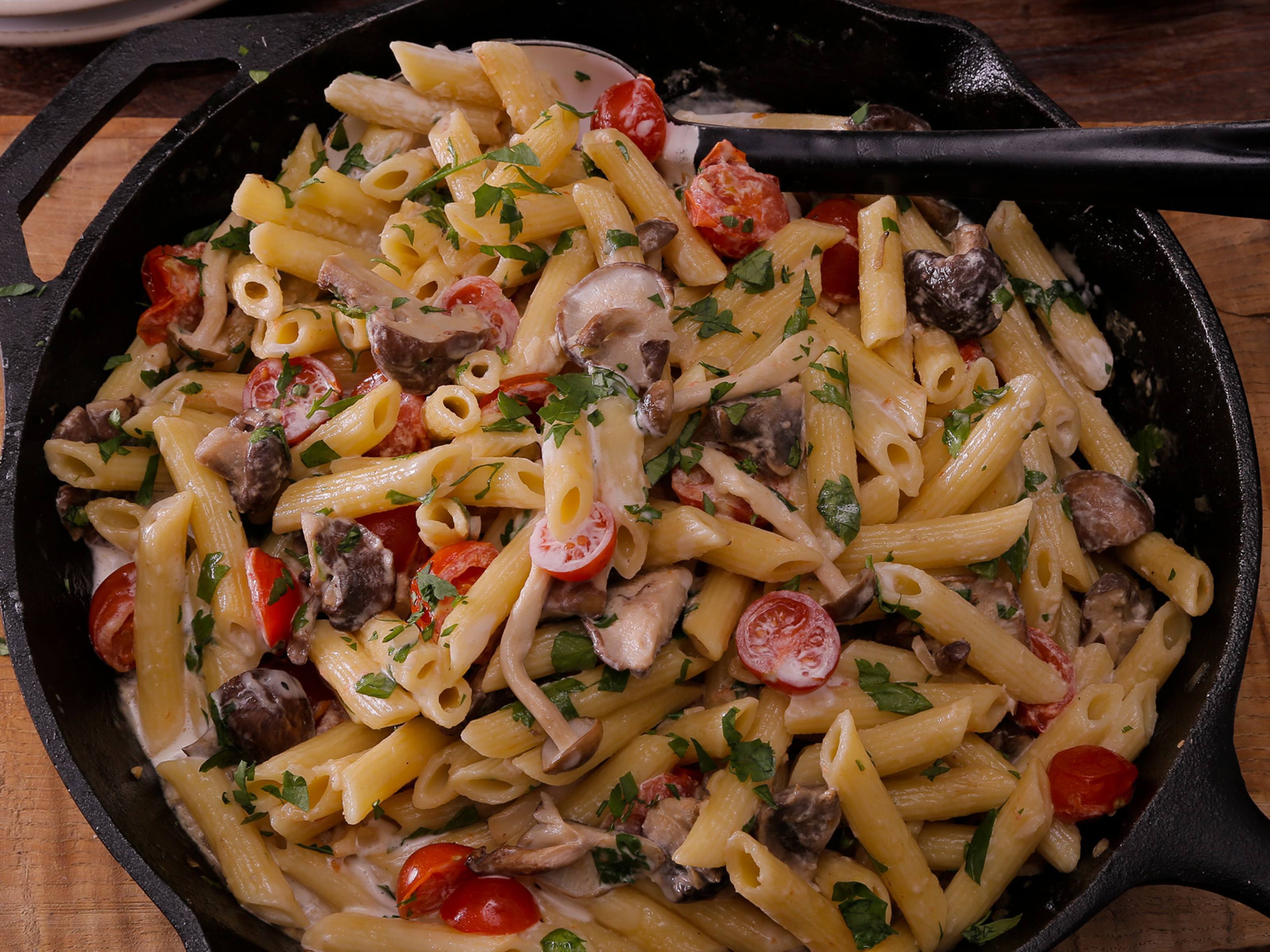 Pasta Con Championes Pasta con Champiñones - Receta | Hellmann's Chile