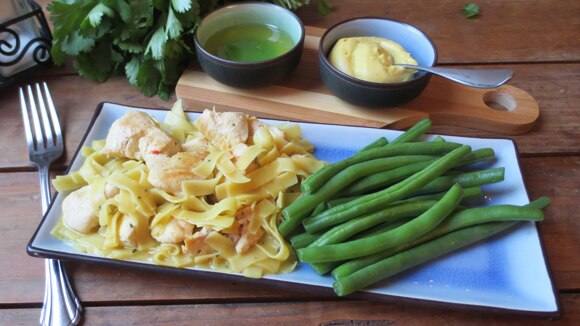 Honey-Dijon Chicken with Noodles Honey-Dijon Chicken with Noodles