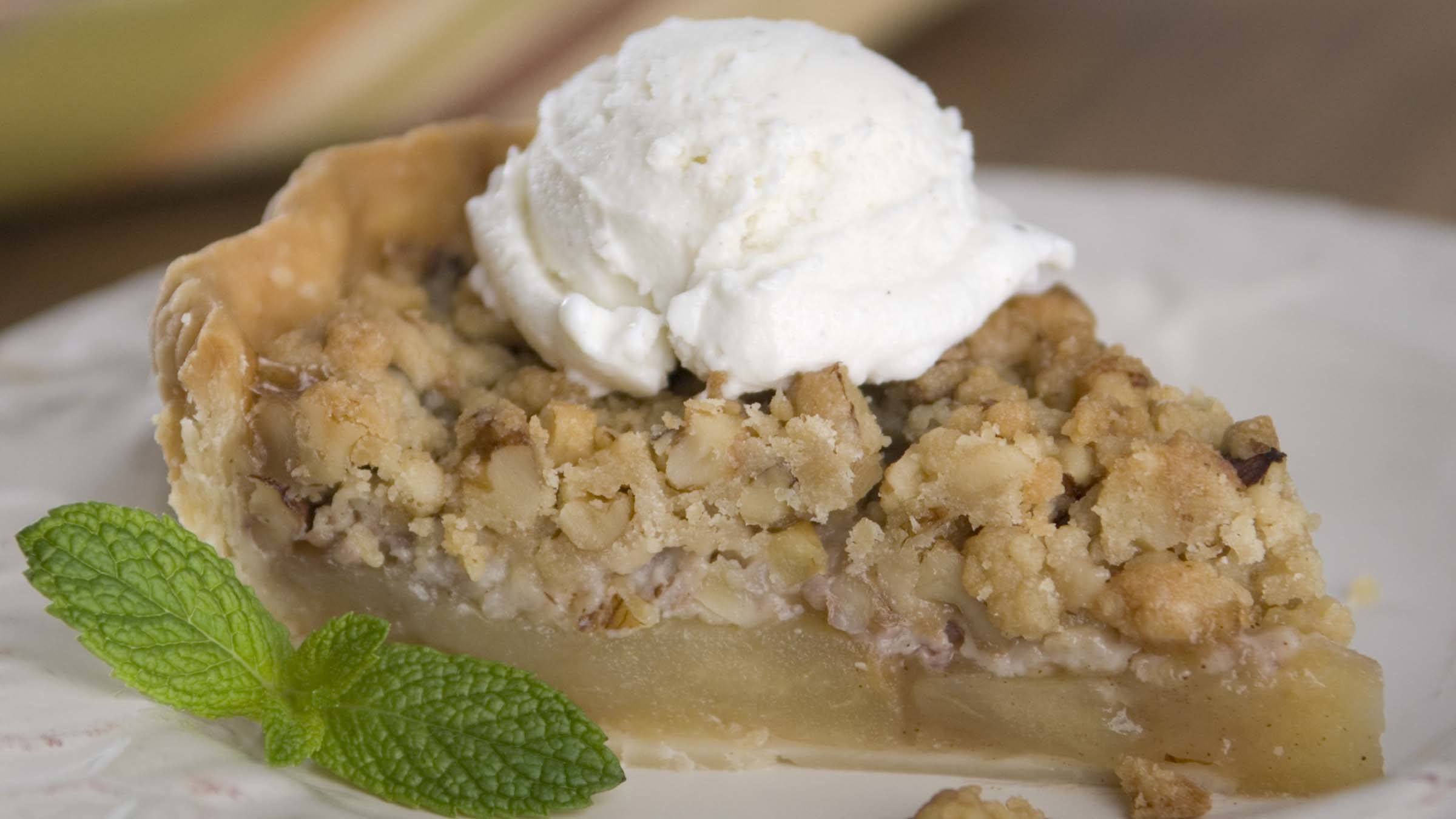 Apple-Walnut Crumb Pie Recipe Apple-Walnut Crumb Pie Recipe