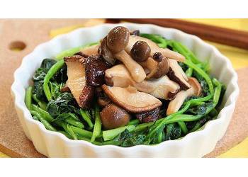 雜菌炒菠菜