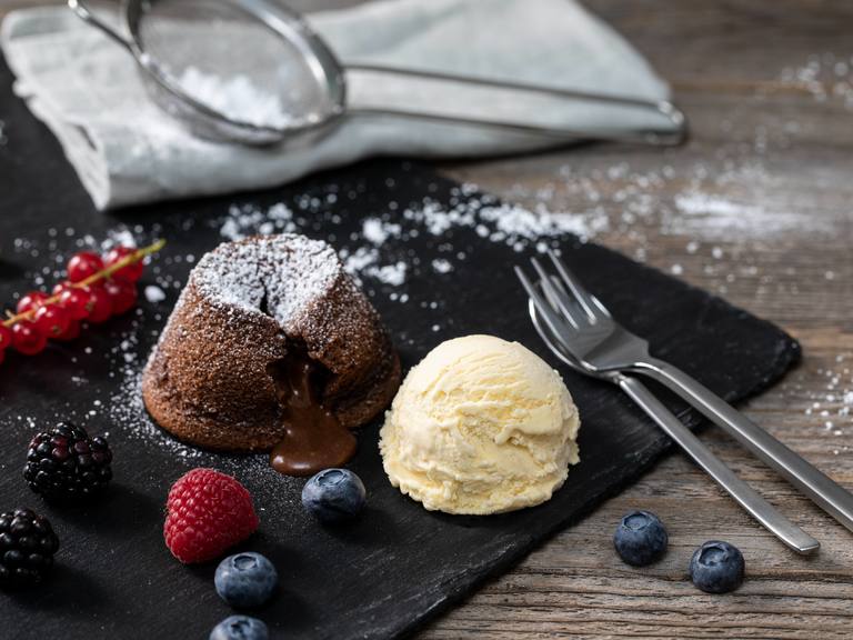 Cremissimo Lava Cake mit Eis Cremissimo Lava Cake mit Eis